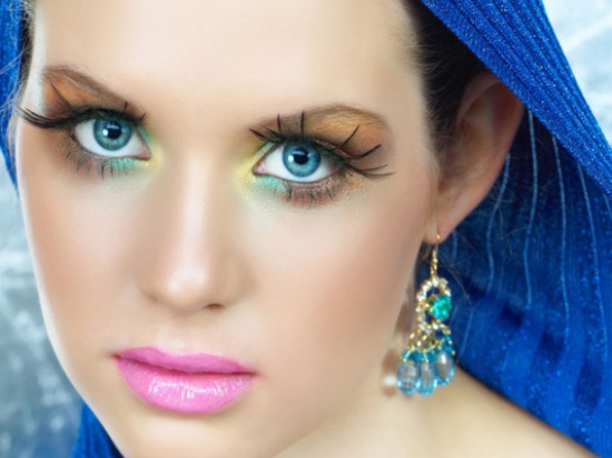 الافتاء الاردنية : وضع المرأة المكياج في رمضان لا يفطر