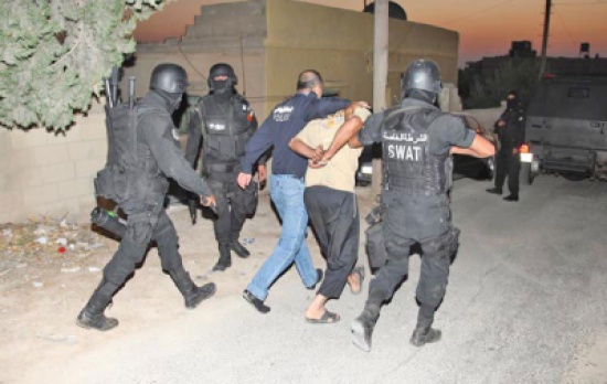 القبض على أخطر مطلوب في عجلون القبض على أخطر مطلوب في عجلون