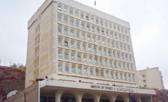 الأردن : إستقرار نسبة الدين العام وإنخفاض الإنفاق العام الأردن : إستقرار نسبة الدين العام وإنخفاض الإنفاق العام