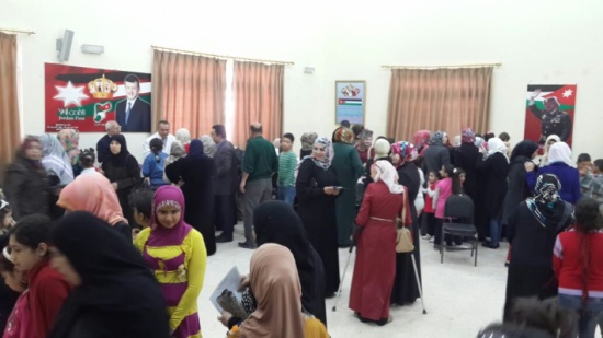 بالصور : يوم طبي في مدرسة الاسكان الاولى في الزرقاء