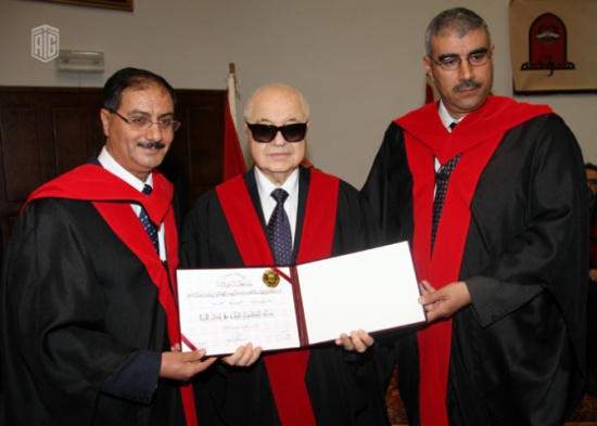 جامعة مؤتة تمنح الدكتوراه الفخرية الأولى لها لـ طلال أبوغزاله