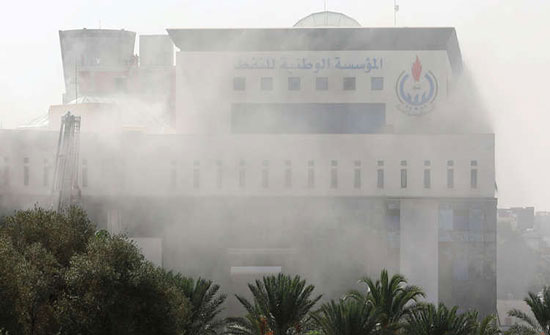 "داعش" يتبنى الهجوم على مقر مؤسسة النفط الليبية في طرابلس "داعش" يتبنى الهجوم على مقر مؤسسة النفط الليبية في طرابلس