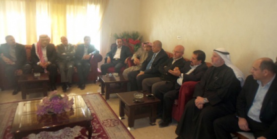 وفود شعبية تؤم السفارة الاردنية بالكويت للتعزية بالشهيد الكساسبة وفود شعبية تؤم السفارة الاردنية بالكويت للتعزية بالشهيد الكساسبة