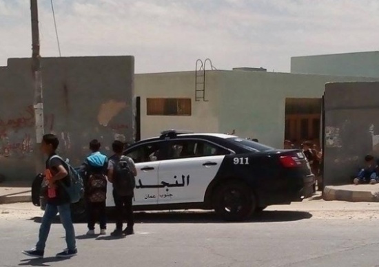بالصور ... الاعتداء على معلم في مدرسة اليادودة للبنين في عمان بالصور ... الاعتداء على معلم في مدرسة اليادودة للبنين في عمان
