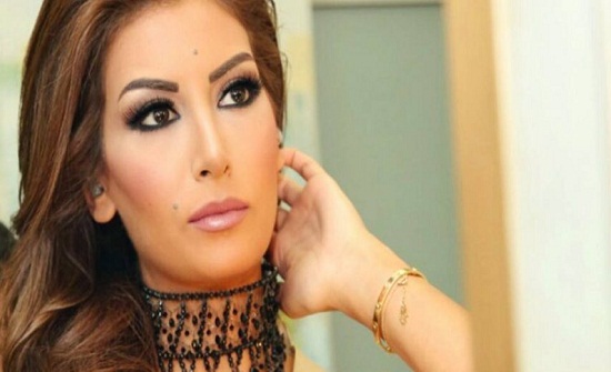رويدة عطية تعتدي على سيّدة سورية في أميركا بسبب بشار الأسد؟! رويدة عطية تعتدي على سيّدة سورية في أميركا بسبب بشار الأسد؟!