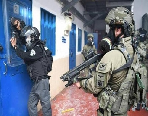 الاسرى يعلقون اضرابهم عن الطعام بعد تراجع الاحتلال عن اجراءاته بحقهم الاسرى يعلقون اضرابهم عن الطعام بعد تراجع الاحتلال عن اجراءاته بحقهم