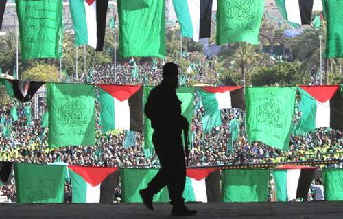 "الشاباك" يدّعي اعتقال خلية لحماس بالضفة الغربية "الشاباك" يدّعي اعتقال خلية لحماس بالضفة الغربية
