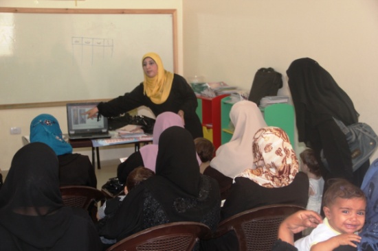 الوئام تقيم سلسلة ندوات حول مخاطر الأجسام المشبوهة ( صور )