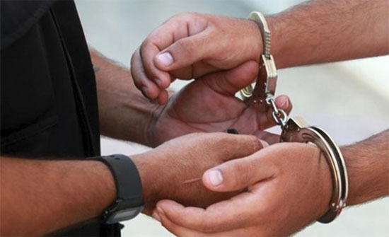 القبض على ١١٥مطلوباً احدهم عليه 44 طلباً قضائياً القبض على ١١٥مطلوباً احدهم عليه 44 طلباً قضائياً