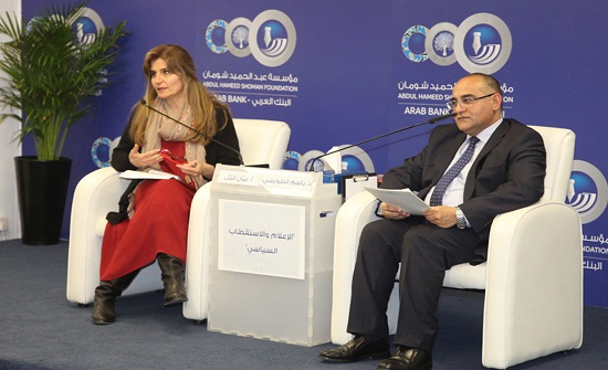 محاضرة: الإعلام اداةً لتقسيم المجتمع حين يتنازل عن قيمه محاضرة: الإعلام اداةً لتقسيم المجتمع حين يتنازل عن قيمه