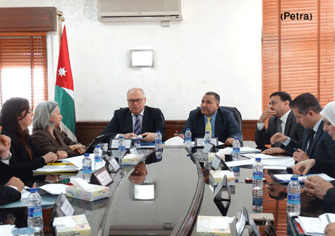 مناقشة مشروع نظام موحد للشراء الحكومي