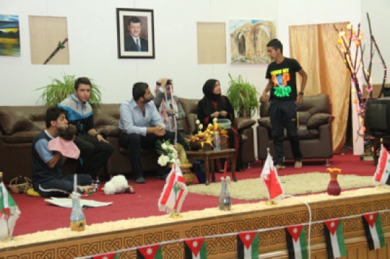 جامعة الزرقاء تحتفل بعيد الاستقلال جامعة الزرقاء تحتفل بعيد الاستقلال