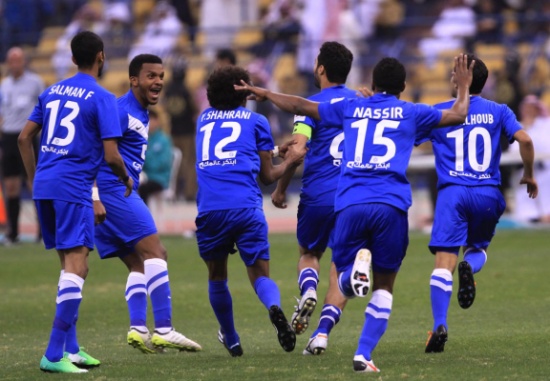 فيديو:الهلال لأول مرة يتوج بطلا لكأس السوبر السعودي فيديو:الهلال لأول مرة يتوج بطلا لكأس السوبر السعودي