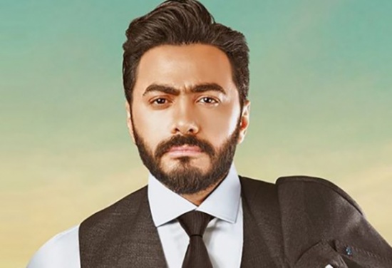 هوس المعجبين بالنجم لا حدود له .. شاهد ماذا فعلت هذه المُعجبة! هوس المعجبين بالنجم لا حدود له .. شاهد ماذا فعلت هذه المُعجبة!