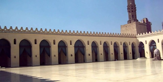 صور “حميمية” داخل رحاب مسجد شهير في مصر تثير الجدل صور “حميمية” داخل رحاب مسجد شهير في مصر تثير الجدل