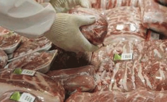 السلط وعين الباشا : إتلاف 5 اطنانٍ ونصف الطن لحوم وإغلاق مطاعم السلط وعين الباشا : إتلاف 5 اطنانٍ ونصف الطن لحوم وإغلاق مطاعم