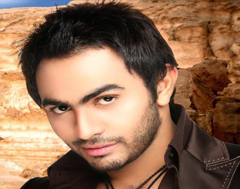 تامر حسني يتعرض للتزوير ويقاضي القناة المغربية