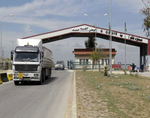 مسلحون يختطفون 10 لبنانيين عند معبر حدودي بين الأردن وسوريا مسلحون يختطفون 10 لبنانيين عند معبر حدودي بين الأردن وسوريا