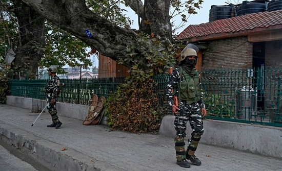 باكستان تتهم الهند بإطلاق النار على مسؤولين أمميين بكشمير