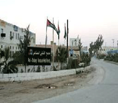 اعضاء جمعيات في الزرقاء يزورون مجمع الضليل