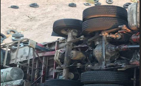 وفاة خمسيني اثر حادث تدهور على طريق العقبة