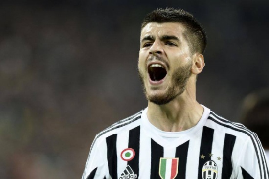 موراتا يفاجئ الجماهير بعد الكشف عن أفضل أهدافه موراتا يفاجئ الجماهير بعد الكشف عن أفضل أهدافه