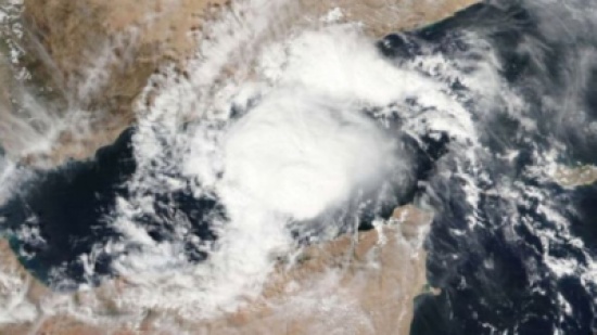 إعصار نادر يجتاح بلدة ساحلية صغيرة في ولاية أوريغون إعصار نادر يجتاح بلدة ساحلية صغيرة في ولاية أوريغون