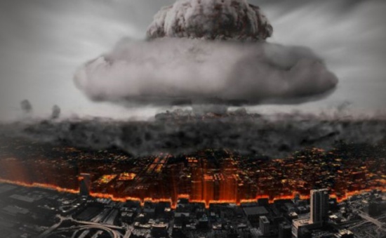 تجميع الكنوز في الجبال الجليدية.. هكذا يستعد العالم لحرب نووية قادمة!