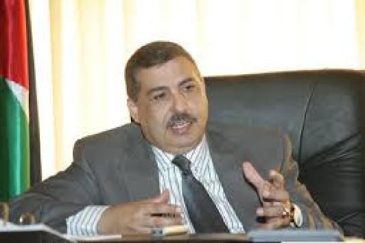 وزير العمل يفتتح معرض تسويق منتجات التشغيل الذاتي