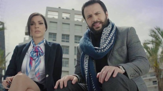 صورة مركبة لنادين نسيب نجيم بعد زواج تيم حسن.. "بكل عرس إلها قرص"