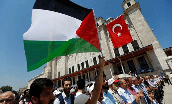 تركيا تقيم صلاة الغائب على أرواح الفلسطينيين في غزة تركيا تقيم صلاة الغائب على أرواح الفلسطينيين في غزة