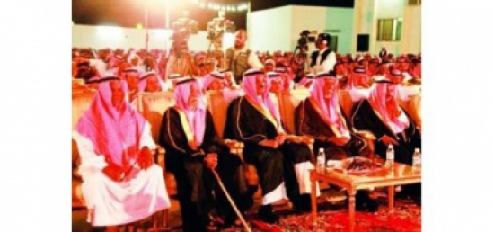3 ملايين و3 سيارات فارهة لعفوه عن قاتل ابنه 3 ملايين و3 سيارات فارهة لعفوه عن قاتل ابنه