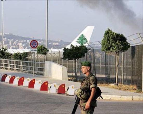 القبض على فنان شهير في مطار بيروت الدولي... اليكم تفاصيل التهم