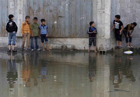 بلدية غزة تستنكر استهداف الاحتلال محطة لمعالجة المياه العادمة