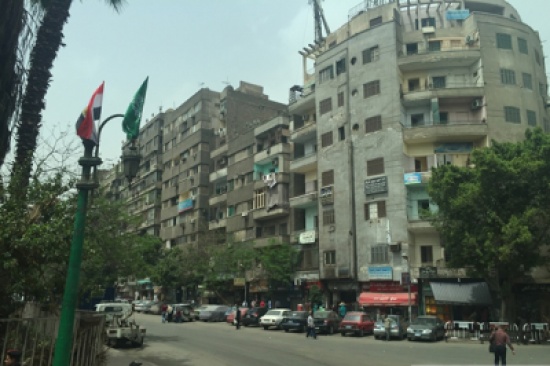 فيديو: كيف تم تأمين البرلمان المصري ‏قبيل وصول خادم الحرمين؟