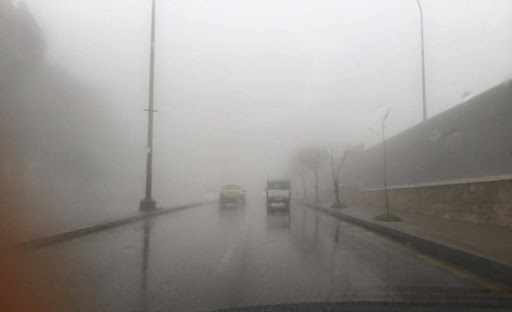 الأرصاد تحذر من تشكل الضباب وتدني مدى الرؤية الأفقية