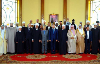 السيسي يطالب بدرء أخطار فكر التطرف والإرهاب عن المجتمعات الإسلامية السيسي يطالب بدرء أخطار فكر التطرف والإرهاب عن المجتمعات الإسلامية