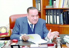 الموت يغيب وزير العدل السابق خلف مساعدة الموت يغيب وزير العدل السابق خلف مساعدة