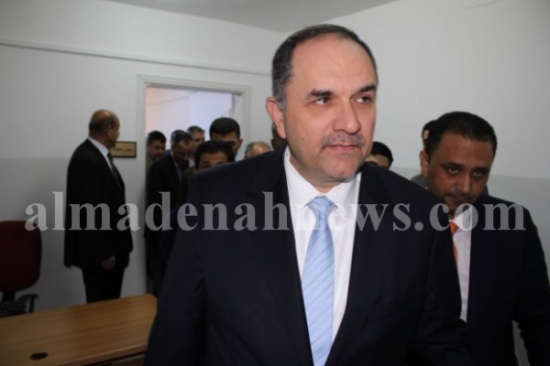 بالصور  : وزير العدل يفتتح محكمة بداية الرمثا و يعد بزيادة عدد قضاتها