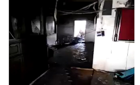حرق بلدية الهاشمية في الزرقاء احتجاجا على النتائج حرق بلدية الهاشمية في الزرقاء احتجاجا على النتائج