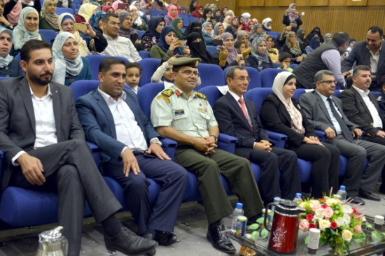انطلاق الحملة الوطنية للتوعية بسرطان الثدي من جامعة الطفيلة التقنية انطلاق الحملة الوطنية للتوعية بسرطان الثدي من جامعة الطفيلة التقنية