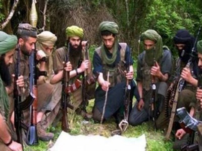 الجزائر تواجه 6 جماعات “إرهابية” أغلبها منشق عن القاعدة الجزائر تواجه 6 جماعات “إرهابية” أغلبها منشق عن القاعدة