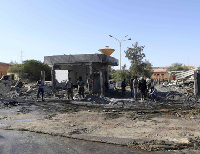 انتحاري يقتل اثنين بمعسكر للجيش الليبي في بنغازي