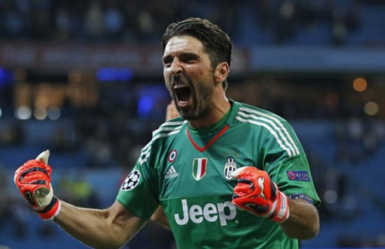 "بوفون" يحطم رقم "ديل بييرو" مع يوفنتوس