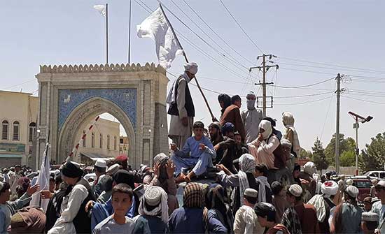 اكسيوس: بايدن يستعد لخسارة فادحة في افغانستان