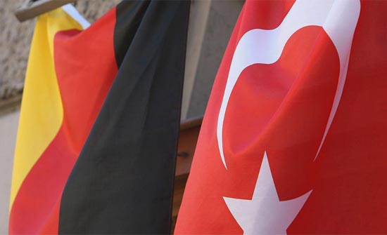 ألمانيا تعلق صادرات الأسلحة الرئيسية إلى تركيا ألمانيا تعلق صادرات الأسلحة الرئيسية إلى تركيا