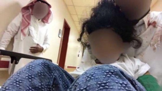 تركها تسبح في دمائها.. طفل يدهس طفلة بمركبته ووالدها يروي التفاصيل!-صور تركها تسبح في دمائها.. طفل يدهس طفلة بمركبته ووالدها يروي التفاصيل!-صور