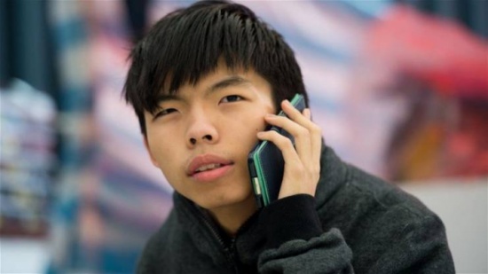 كيف يمكنم الوقاية من ترددات الهاتف اللاسكلية التي تسبب السرطان؟