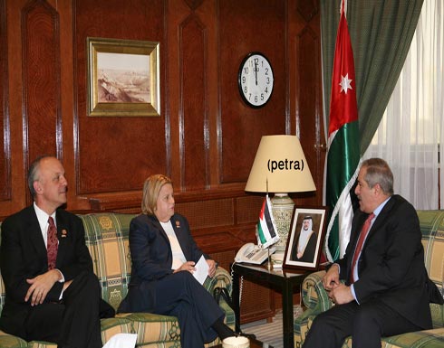 وزير الخارجية يلتقي وفدا من الكونغرس الأمريكي