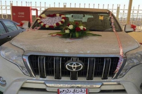 صور|معلّمة سعودية تُهدي زوجها "فيلا و جيب موديل 2016" .. وهذا هو السبب!! صور|معلّمة سعودية تُهدي زوجها "فيلا و جيب موديل 2016" .. وهذا هو السبب!!
